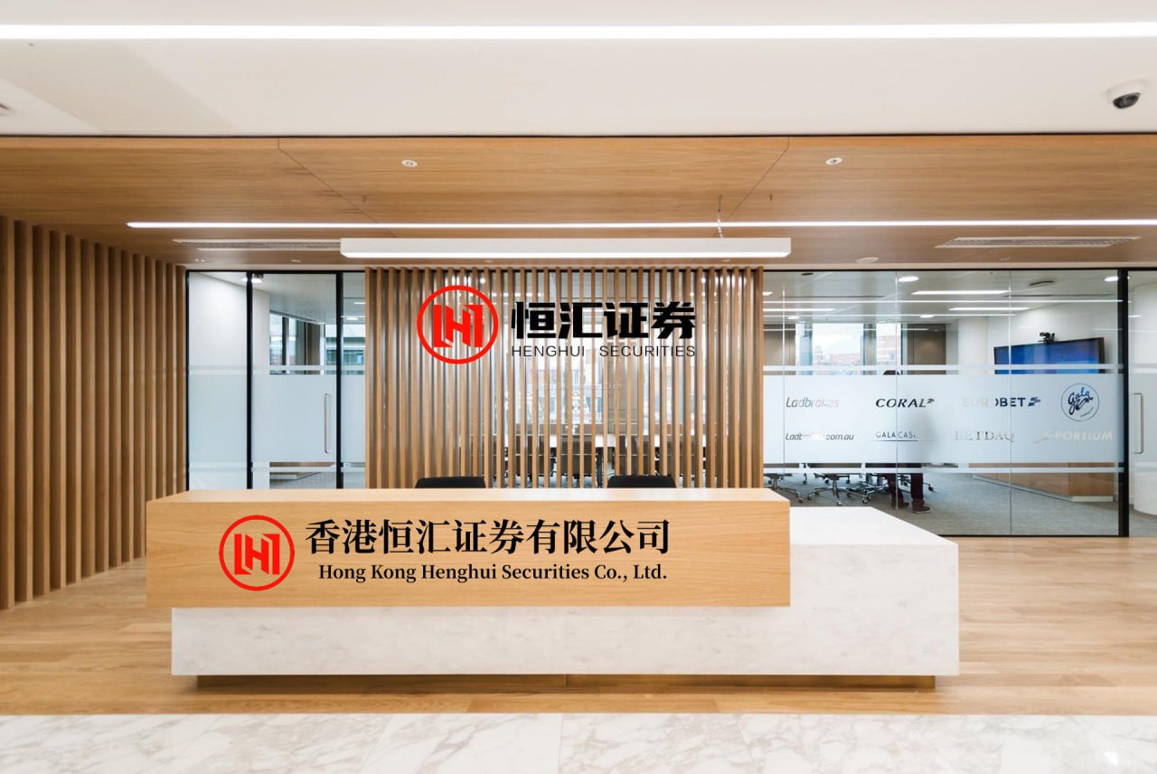 旺源配资 十余名美商界代表进入中美元首会谈现场